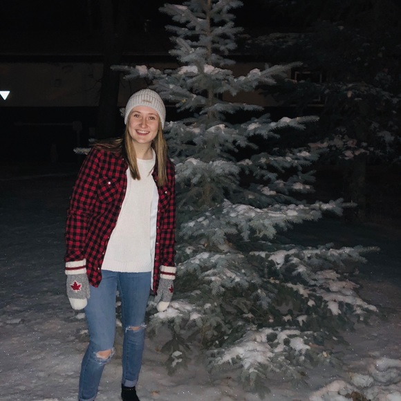 Meet your Posher, Kassandra - Picture 1 of 1